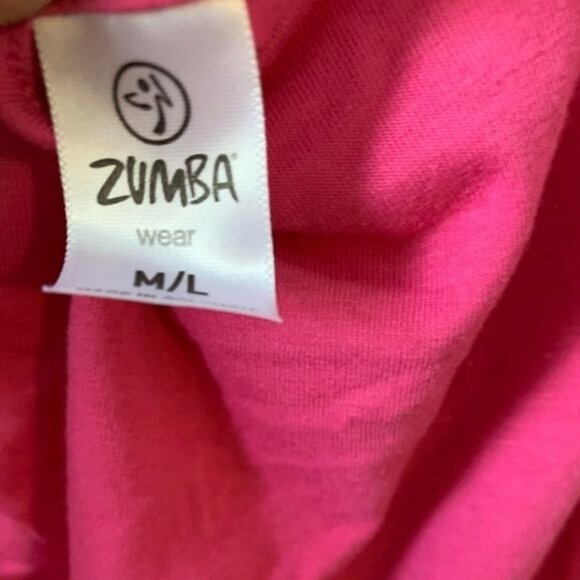 Zumba Wear "Bring Sexy Back" Top M/L Berry Color - Picture 2 of 10